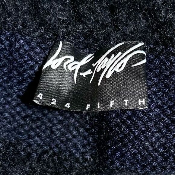 NWT Lord & Taylor Mohair Blend Textured Knit Infinity Scarf - Picture 4 of 4